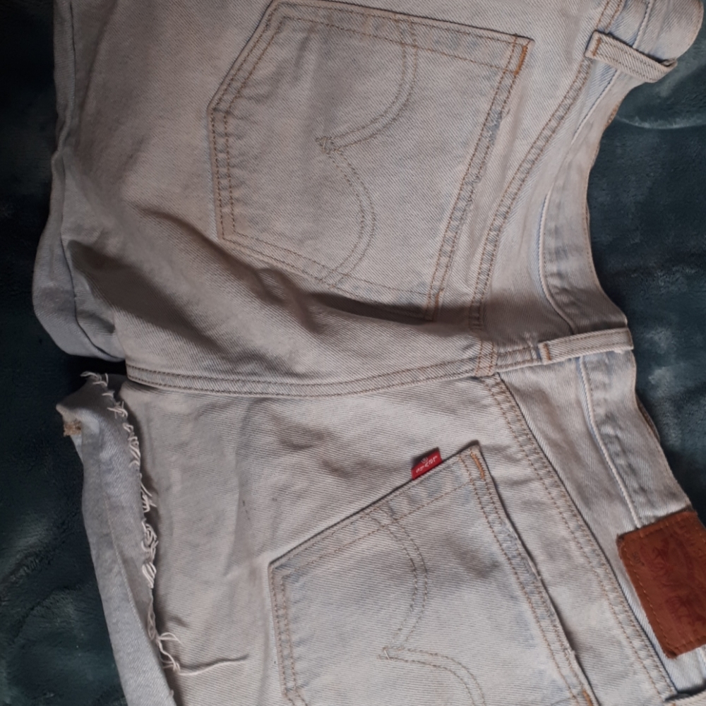 Levis jean shorts - Picture 2 of 3